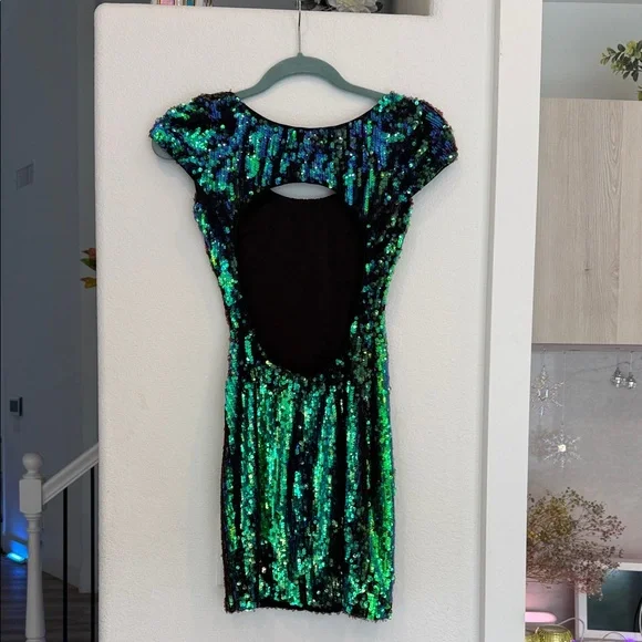 Dress the Population Emerald Sequin Mini Dress - Picture 3 of 4